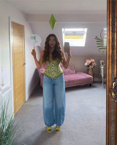 Lazy Diy Halloween Costumes, Green Corset Outfit Ideas, Green Corset Halloween Costume, Green Corset Costume, Halloween Costumes Jeans, Lazy Halloween Costumes Women, Halloween Costume With Jeans, Easy Halloween Diy Costume, Jeans Halloween Costume