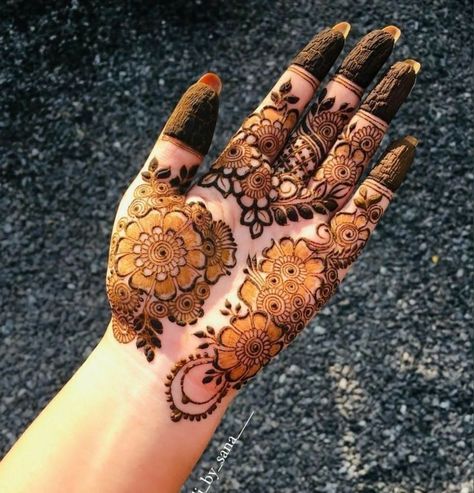 1. Mehndi
2. Henna
3. Mehndi Designs
4. Henna Art
5. Bridal Mehndi
6. Traditional Mehndi
7. Contemporary Mehndi
8. Arabic Mehndi
9. Indian Mehndi
10. Pakistani Mehndi
11. Mehndi Tutorial
12. Mehndi Patterns
13. Mehndi Artist
14. Mehndi Inspiration
15. Mehndi Tips
16. Mehndi for Beginners
17. Mehndi for Festivals
18. Intricate Mehndi
19. Mehndi Trends
20. Mehndi Design Ideas Palm Mahendi Designs Latest, Mhendi Design Front Hand Short, Fancy Mehndi Designs Front Hand, Unique Mehndi Designs Palms, Mehandi Designs Front Hand, Mehandi Designs Back, Hands Mehandi Designs, Elegant Henna Designs, Mehndi Design For Kids