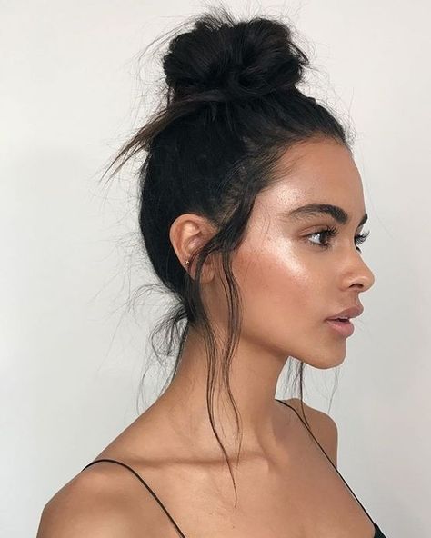 Model Makeup Natural, Tanned Makeup, Makeup Sephora, Jitterbug, Looks Pinterest, High Bun, Natural Brows, Peinados Fáciles Para Cabello Corto, Back To School Hairstyles