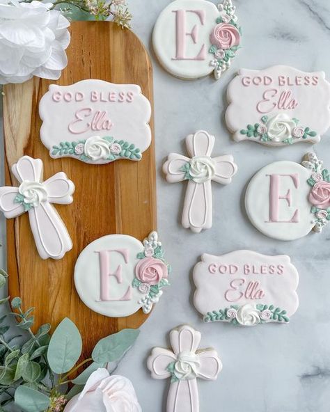 First Communion Cookies Girl, First Communion Cookies, Communion Cookies, Cross Cookies, Baptism Cookies, Communion Sets, Cookie Decoration, Pink Cookies, 1st Communion