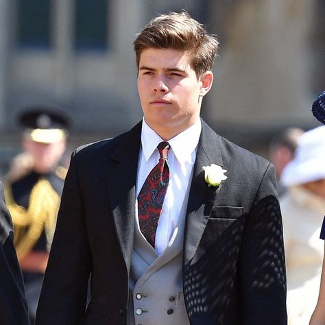 The Beautiful Cambridge Family on Instagram: “Wishing Arthur Chatto a very happy 21st birthday 🎉🥳 Arthur Robert Nathaniel Chatto (born 5 February 1999) is the youngest child of Lady…” Arthur Chatto, Lady Sarah Chatto, Marine Officer, Becoming A Personal Trainer, Cambridge Family, Mom Thoughts, Royal Family England, Royal Marines