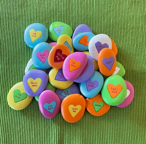 GardenCharmsbyKirsty - Etsy Heart Candy Sayings, Sweet Heart Candy, Candy Sayings, Nine Stones, Old Fashioned Games, Candy Quotes, Cute Kiss, Rock Hand, Painted Hearts