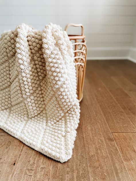 Patterns + Tools for Modern Makers – DeBrosse Diamond Bobble Crochet Pattern, Black White Crochet Blanket, Crochet Velvet Blanket, Puff Flower Blanket, Bobble Stitch Crochet Blanket, Modern Haken, Crocheted Blankets, Crochet Blanket Designs, Bobble Stitch