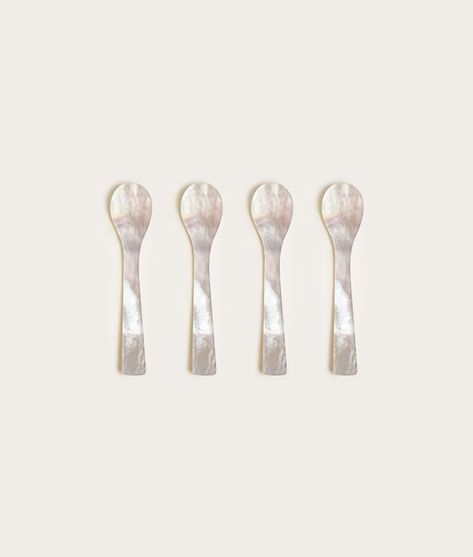 Add a touch of sophistication to your table settings with our exquisite Mother of Pearl Spoons. Elevate your dining experience with timeless elegance. Shop now and elevate every meal to a new level of luxury. #LuxuryDining #MotherOfPearl Champagne Pairing, Scallop Dishes, Tableware Design, Dessert Spoons, Pearl Set, Spoon Set, Crystal Pearls, Dining Experience, Dining Experiences