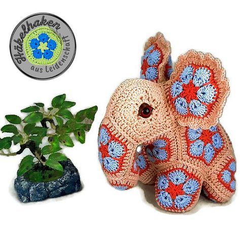 Ravelry: Emil The Baby-Elephant with African Flowers by Tatjana Beifus African Flower Elephant Pattern Free, African Flower Elephant, African Flower Crochet Animals Free Pattern, African Flower Crochet Animals, African Flowers, Elephant Pattern, Baby Elephant, Crochet Techniques, Crochet Gifts