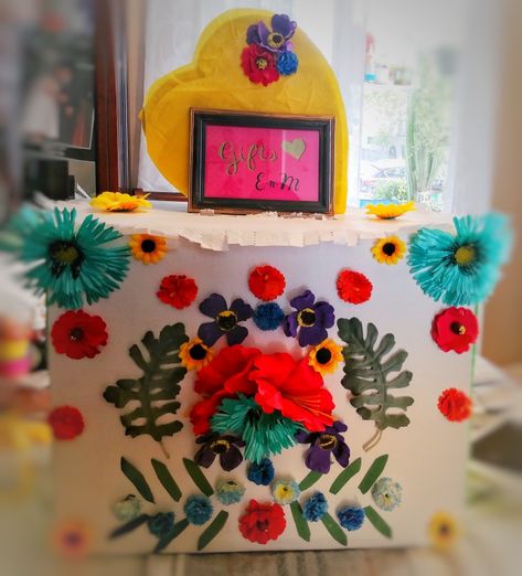 Gift card box Mexican themed wedding Mexican Theme Card Box Ideas, Mexican Card Box Ideas, Mexican Money Box Ideas, Card Box Ideas, Fiesta Flowers, Wedding Mexican, Paper Poppies, Mexican Baby Shower, Mexican Themed Weddings