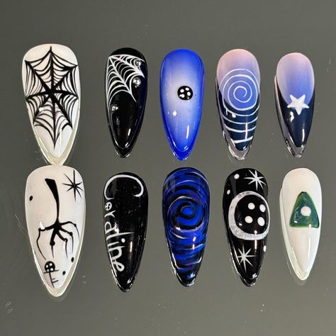 Hi Friends 🐰 Welcome to my Shop, My name is Selena and I make Custom Press On Nails %100 Painted and made by me!  * These Press On Nail Sets are made from quality gel products and I take the extra precautions to send out all nails with care as each order is made entirely just for you! * Each Set you will receive 10 Custom Nails, File & Buffer, Cuticle pusher, Alochol Wipe, Nail adhesive stickers & Nail adhesive glue, and lastly Cuticle Oil * Please refer to personalization box to enter custom size & shape 💌 I take custom requests for any set through Message or on Instagram, Direct Message Me for any questions or concerns 💌 Bling Spooky Nails, Button Nail Art, Nails For Salem Ma, Horror Nails Almond, Coraline Almond Nails, Hawolleen Nails, Lilo And Stitch Halloween Nails, Coraline Nails Ideas, Halloween Alien Nails