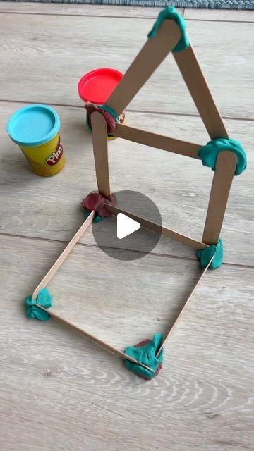 Cali ⭐️ Chasing50Toes on Instagram: "STEM activities are SO important for kids and they don’t have to be elaborate or come in a kit with 1597 rows of instructions. 

It can be as easy as “what can you build with this” and “check out how I did this, what can you make?” 

Encourage your children to problem solve, fail, and creatively find different solutions. This isn’t happening enough in schools because this type of exploration often equals chaos in a class with 20 kids and one teacher. It can easily happen at home while you’re cooking breakfast or while you enjoy an after school snack together! 

Please tag me if you give this one a try!!! 

#stemathome" Play Doh Stem Activities, Pré School Activities At Home, After School Care Activities, Fun Crafts For Kids To Do At Home Easy, Stem Activities For Toddlers, Playdough Games, Toddler Activities At Home, Play Dough Activities, Fun Experiments For Kids