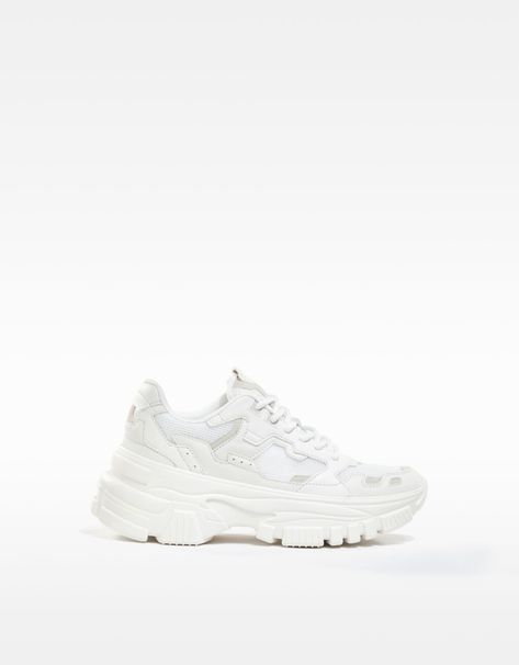 Mesh Sneakers, White Heels, Sole Shoes, Leather Cleaning, White Trainers, Nubuck Leather, Dominican Republic, White Sneakers, Golden Goose Sneaker