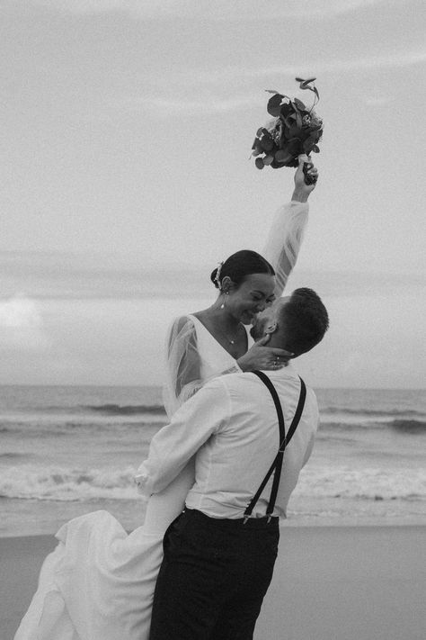 The most romantic beach wedding ✨ * * * * * #indianaweddingphotographer #indianaweddings #indianaphotographer #kentuckyweddingphotographer #destinationweddingphotographer #kentuckyweddings #indianabride #midwestweddingphotographer #luxuryweddingphotographer Rainy Beach Wedding Pictures, Family Wedding Beach Photos, Wedding Sunset Beach Photos, Wedding Pictures At The Beach, Fun Beach Wedding Photos, Beach Wedding Photography Poses Couple, Island Wedding Photos, Editorial Beach Wedding Photography, Beach Wedding Couple Photos