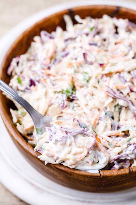 Creamy and Tangy Keto Coleslaw (Easy Recipe) - Keto Pots Keto Cabbage Slaw Recipes, Keto Coleslaw Low Carb, Keto Coleslaw Recipe, Keto Cole Slaw, Keto Coleslaw, Low Carb Coleslaw, Coleslaw Recipes, Asian Coleslaw, Keto Salads