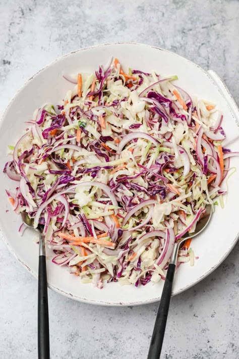 Slaw For Pulled Pork, Homemade Coleslaw Dressing, Traditional Coleslaw Recipe, Coleslaw For Pulled Pork, Classic Coleslaw Recipe, Best Coleslaw, Best Coleslaw Recipe, Easy Coleslaw, Coleslaw Recipe Easy