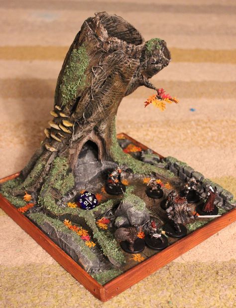 Etsy Shop Feature on So Super Awesome #etsy #dice #dicetower #dungeonsanddragons #dnd #rpg #boardgames #tree #art #sculpture #crafts Dungeons And Dragons Diy, Dnd Diy, Diy Dice, Dnd Crafts, Dnd Minis, Nerd Crafts, D&d Miniatures, Dice Tower, Dnd Miniatures