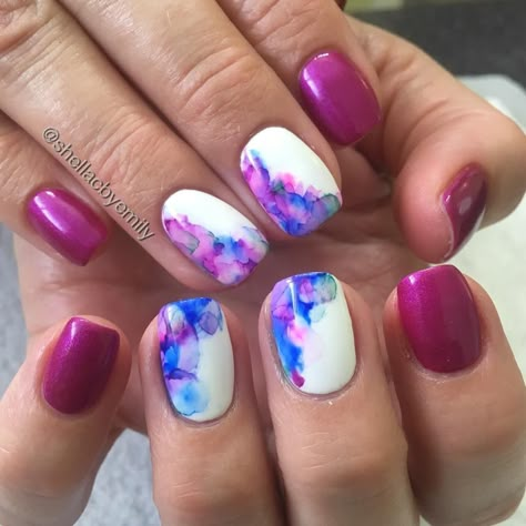 Watercolor Dip Nails, Diy Watercolor Nails, Watercolor Gel Nails, Water Colour Nails, Birth Nails, Watercolor Nail Art, Sharpie Nails, Watercolor Nails, Shellac Nails Fall