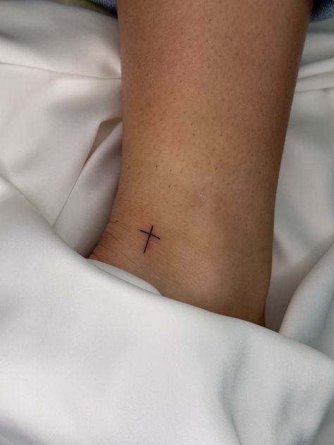 Cross Ankle Tattoo, Ankle Tattoo Cross, Tattoo Cross, Fine Line Tattoo, Petite Tattoos, Line Tattoo, Baby S Breath, Floral Cross, Cross Tattoo