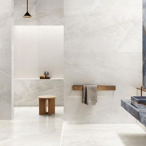 Tele di Marmo Onyx Onyx Tiles Bathroom, Onyx Marble Bathroom, White Onyx Bathroom, Onyx Bathroom Ideas, Onyx Tile Bathroom, White Marble Tile Bathroom, Onyx Bathroom, White Marble Bathroom, Onyx Tile