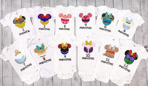 Disney Princess Onesie, Disney Princess Baby Shower, Disney Onesies, Monthly Onesies, Disney Princess Babies, Disney Baby Clothes, Personalized Baby Onesies, Monthly Baby Pictures, Cheap Baby Shower