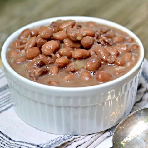 Beans Crockpot, Perfect Old Fashioned, Paleo Casserole, Burrito Bar, Casserole Crockpot, Beans And Cornbread, Pinto Bean Recipes, Beans Beans, Pinto Bean