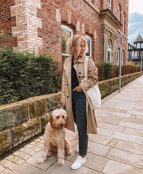 Ruby Holley, Outwear Outfit, Outwear Women, My Boy, Bob Hairstyles, Outerwear Jackets, Chic Style, Fall Outfits, Trench Coat