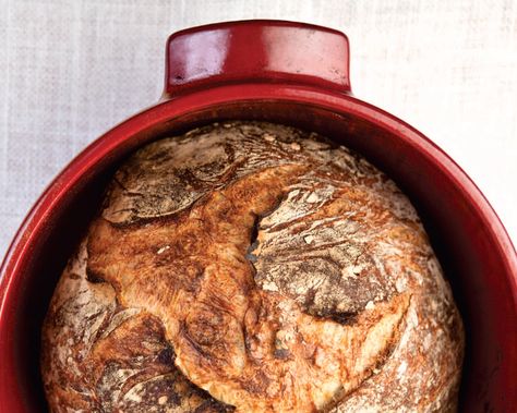 This yeast bread recipe from Ken Forkish is designed for someone who wants to make good, crusty loaves of white bread from start to finish in one day. Flour Water Salt Yeast, Savoury Bakes, Savory Breads, White Bread Recipe, Bread Homemade, Proofing Baskets, Yeast Breads, Yeast Bread Recipes, Dough Scraper