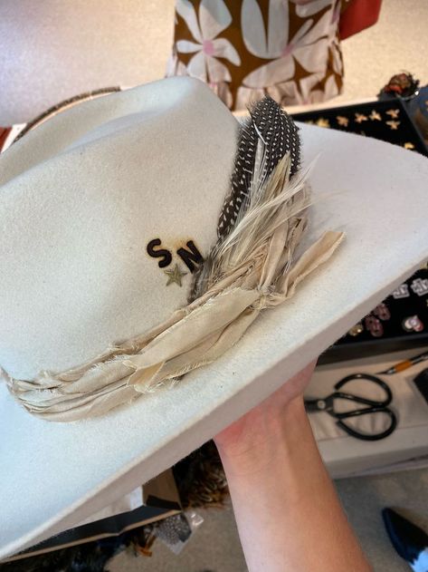 Womens Cowboy Hats Felt, Branded Cowboy Hats, Kemosabe Hat, Custom Cowboy Hats Women, Beige Cowboy Hat, Hat Branding, Senior Tea, Cowgirl Hats Western, Cowboy Hats Women