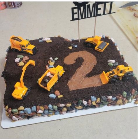 Construction Theme Cake, Excavator Cake, Construction Birthday Party Food, Construction Birthday Cake, Tractor Cake, 2nd Birthday Party For Boys, Construction Cake, 5th Birthday Party Ideas, Construction Birthday Parties