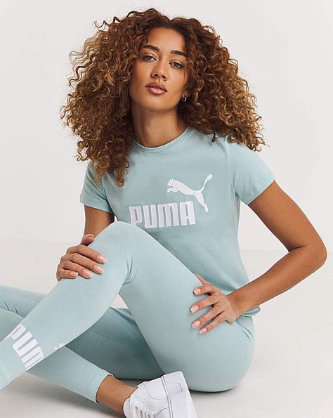 This Puma T-Shirt has a no. 1 Logo rubber print and comes in a regular fit. Cotton in PUMA products comes from farms with a focus on sustainable farming such as water efficiency and soil health protection. Women,Printed,Short Sleeve,Leisure,Performance,Regular,Puma,Running,Gym,Activewear,Sale,Sports Training Outfit, No 1 Logo, Thermal Tights, Rubber Print, Puma Sport, Sports Wear Women, Puma Tshirt, Water Efficiency, Workout Fits