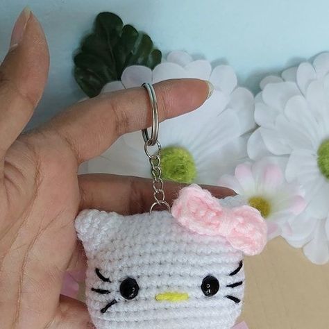 Baby Shawer, Crochet Flowers, Crochet Necklace, Hello Kitty, Amigurumi, Kitty, Crochet, Flowers