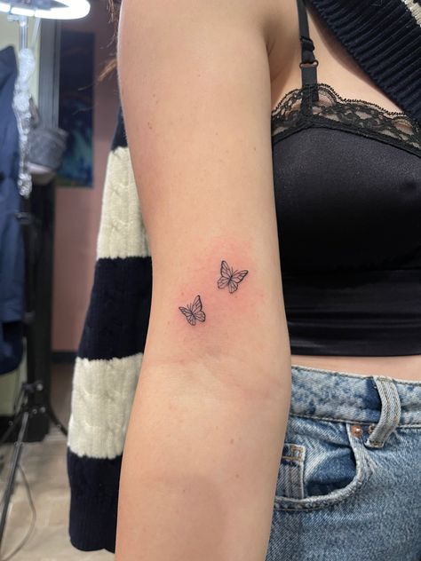 Tiny Womens Tattoos, Small Butterfly Tattoo Back Of Arm, Trendy Butterfly Tattoo, Two Simple Butterfly Tattoo, Tattoo Placement Ideas Butterfly, Simple Butterfly Tattoo Arm, Cute Simple Butterfly Tattoo, Mini Butterfly Tattoo Simple, 3 Mini Butterfly Tattoos