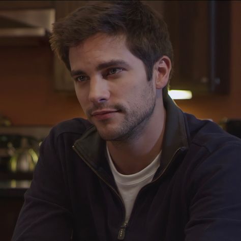 Older Male Faceclaims, Actors With Brown Hair, Male Face Claims Older, Brant Daughtery, Acotar Cast, Noel Kahn, Apocalypse Books, The Selection Book, Brant Daugherty