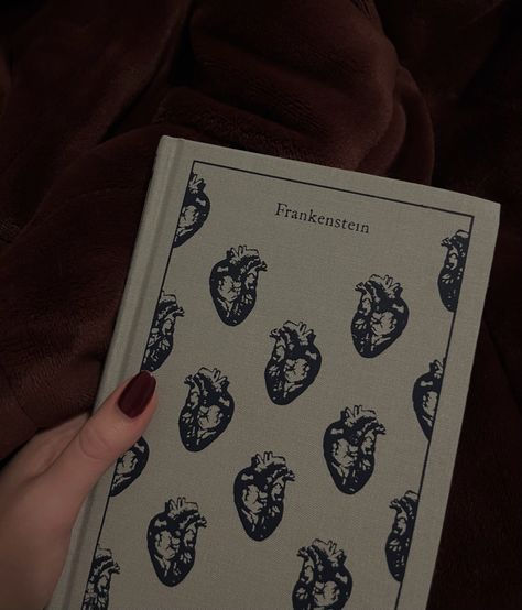 Frankenstein Book Aesthetic, Frankenstein Book Cover, Frankenstein Book, Dark Academia Books, Book Wishlist, Beautiful Book Covers, Book Annotation, White Books, Book People