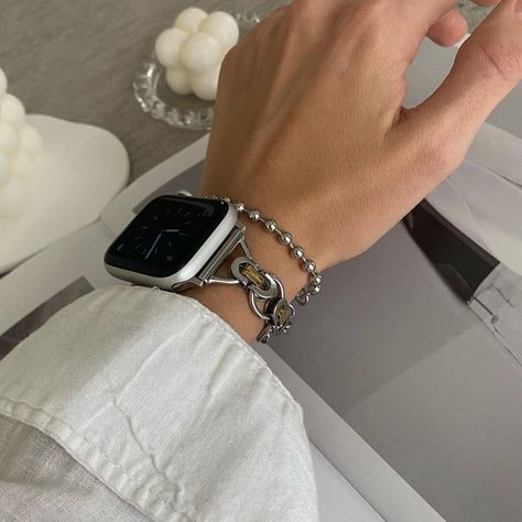 Apple Watch Ultra Women, Apple Watch Stainless Steel, Black Apple Watch, Apple Watch Bracelets, Watch Band Bracelet, Black Apple, Band Fits, Apple Watch Ultra, Watch Ultra