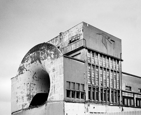 Abandoned Technology, Strange Architecture, Eccentric Architecture, Tunnel Design, Alex Rider, Brutalism Architecture, Industrial Aesthetic, Wind Tunnel, Industrial Architecture