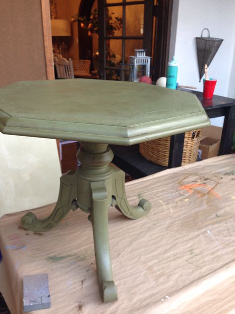 Olive - Annie Sloan Chalk Paint Annie Sloan Cotswold Green, Olive Green Chalk Paint, Annie Sloan Chalk Paint Colors Green, Annie Sloan Olive, Annie Sloan Chalk Paint Olive, Amsterdam Green Annie Sloan Dresser, Corsicana Texas, Stain Techniques, Painted Coffee Tables