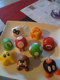 Fondant characters Fondant Mario Characters, Clay Mario Characters, Fondant Mario, Mario Bros Characters, Nintendo Crafts, Fondant Characters, Mario Birthday Cake, Mario Bros Cake, Super Mario Cake