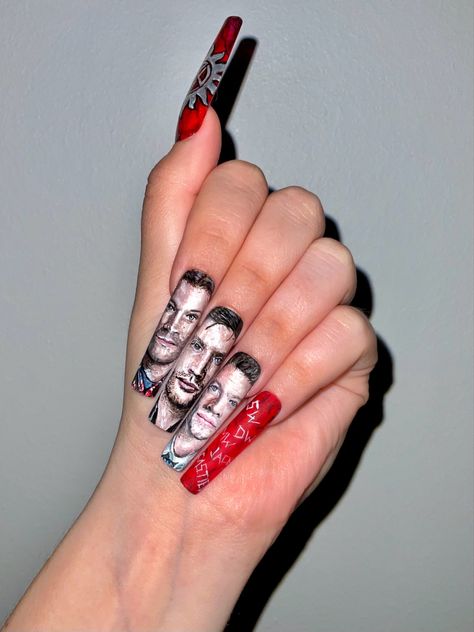 Supernatural Nails Acrylic, Supernatural Makeup Ideas, Supernatural Nails Designs, Supernatural Nail Art, Silly Nails, Supernatural Nails, Supernatural Series, Supernatural Wallpaper, Painted Portraits