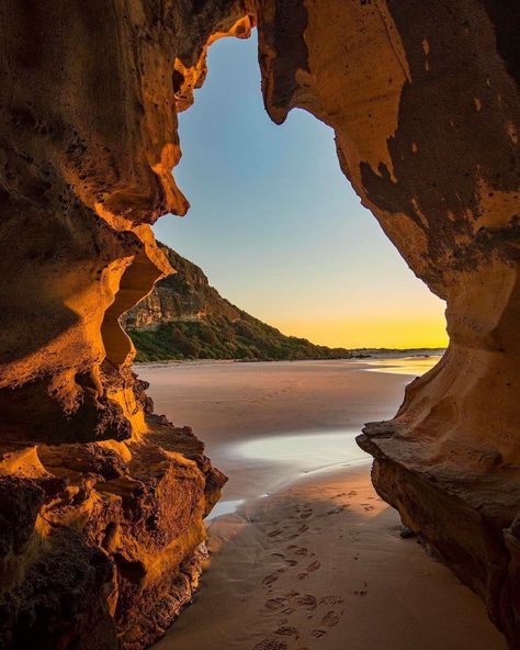 This Is How To Get To Ghosties Beach, Central Coast - Coasties Magazine Central Coast Australia, Art Mindmap, Sea Scapes, Rocky Shore, Scenery Nature, Walking Trails, Central Coast, Beautiful Scenery Nature, 2025 Vision