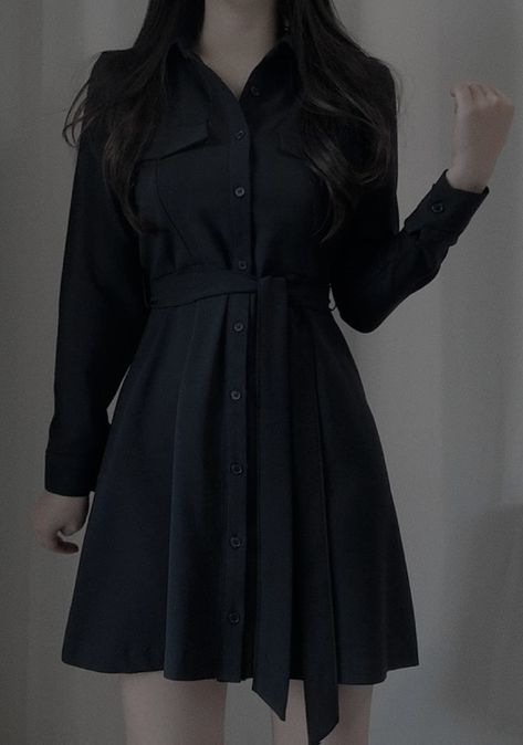 Dark Academia Sleep Wear, Witch Oc, Dark Academia Outfits, Feminine Shirts, Academia Outfits, Teen Life, Light Academia, Ulzzang Girl, Dark Academia