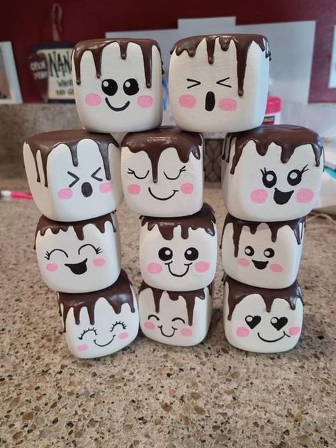 Top Selling Christmas Craft Fair Items, Foam Dice Marshmallows, Dollar Tree Dice Crafts Diy, Dice Crafts, Dice Ideas, Covered Marshmallows, Marshmallow Crafts, Marshmallow Mugs, Diy Christmas Wreaths Ideas