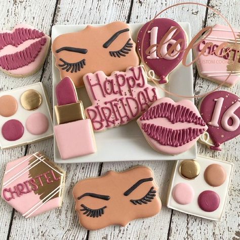 Boujee Cookies Decorated, 18th Birthday Cookie Ideas, Make Up Cookies Decorated, Makeup Cookies Decorated, 18th Birthday Cookies Decorated, Birthday Cookies Decorated Woman, Beauty Cookies, Makeup Cookies, Sweet 16 Cookies