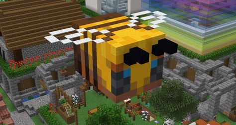 Mincraft Idea Houses Bee, Cute Bee Minecraft Build, Minecraft Bee Apiary, Bee Home Minecraft, Bee Minecraft Build, Minecraft Bee Sanctuary, Minecraft Museum, Minecraft V, Minecraft Statues