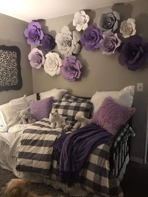 Grey White Black Bedroom, White Black Bedding, Purple And Black Bedroom, White Black Bedroom, Purple And Gray Bedroom Ideas, Purple And Gray Bedroom, Bedding Purple, Girls Bedroom Grey, Deco Violet