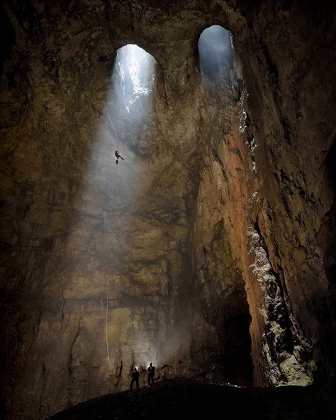 @natgeo: “Photo by Robbie Shone @shonephoto / Kačna jama (cave) is 280 meters (over 900 feet) deep, the…” Cave Photography, Cave System, Underground Caves, Underground World, Eastern Europe, Photo Reference, Fantasy Landscape, Slovenia, Vacation Trips