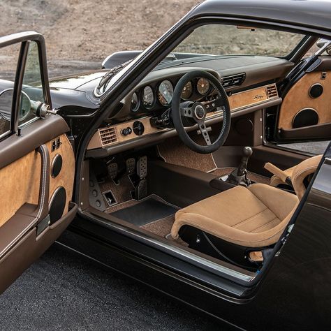 100+ Impossibly Beautiful Singer Porsche Interiors Porsche Restomod, Bronco Colors, Porsche Interior, Custom Porsche, Singer Porsche, Singer Vehicle Design, Custom Car Interior, Jeep Cj5, Porsche 964