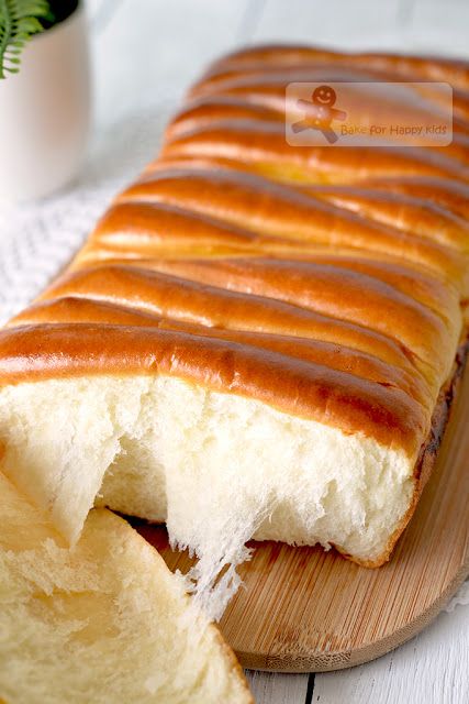 Asian Milk Bread, Pembuat Roti, Milk Bread Recipe, Condensed Milk Recipes, Best Bread Recipe, Bread Machine Recipes, Bread Recipes Sweet, Condensed Milk, Milk Recipes