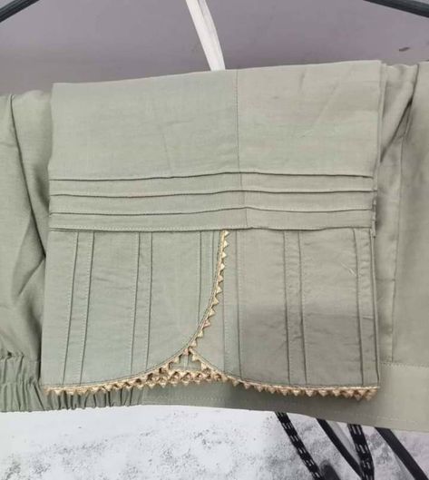 Trouser Mohri Designs, New Style Salwar Design, Plazo Pant Designs Latest Style, Pant Ideas For Kurti, Pakistani Pants Design Style, Pant Bottom Design Women, Latest Trouser Designs Pakistani, New Shalwar Design, Fancy Trouser Designs