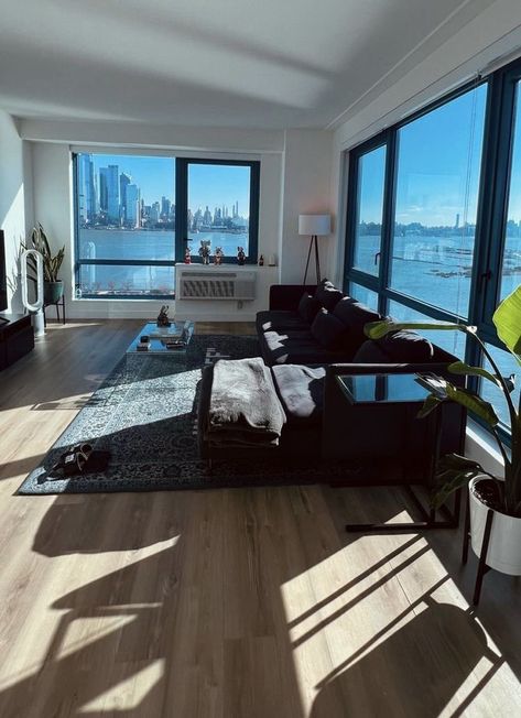 Apartamento New York, Organic Store, Issa Vibe, Apartment View, Dream Apartment Decor, Minimalist Room, An Architect, Apartment Decor Inspiration, Dream Apartment