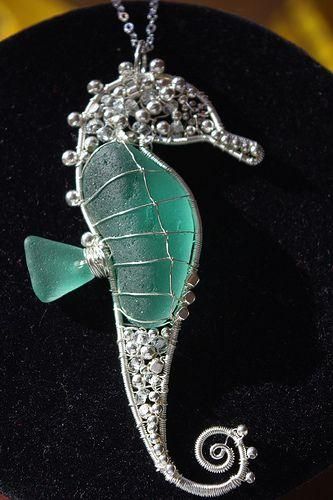 Theme Board, Seahorse Pendant, Horse Accessories, Florida House, Sea Horse, Sea Glass Necklace, Wire Crafts, 판타지 아트, Wrapped Jewelry