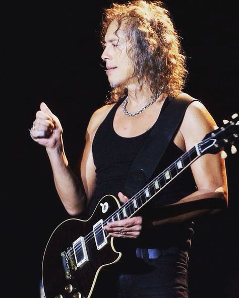 103 Likes, 3 Comments - Kirk Hammett (@onlykirrk) on Instagram: “Hot hot hot hot hot hot hot #kirkhammett #theripper #metallicafamily #metallica #mff” Metallica Funny, Kirk Hammet, Kirk Metallica, Bob Rock, Ride The Lightning, Kirk Hammett, James Hetfield, January 22, Slipknot