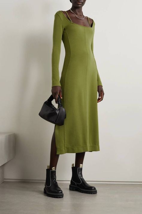 Olive Green Midi Dress, Green Dress Outfit, Chelsea Boots Outfit, Winter Knitwear, Designer Maxi Dress, Olive Green Dresses, Green Midi Dress, Maxi Dress Green, White Label